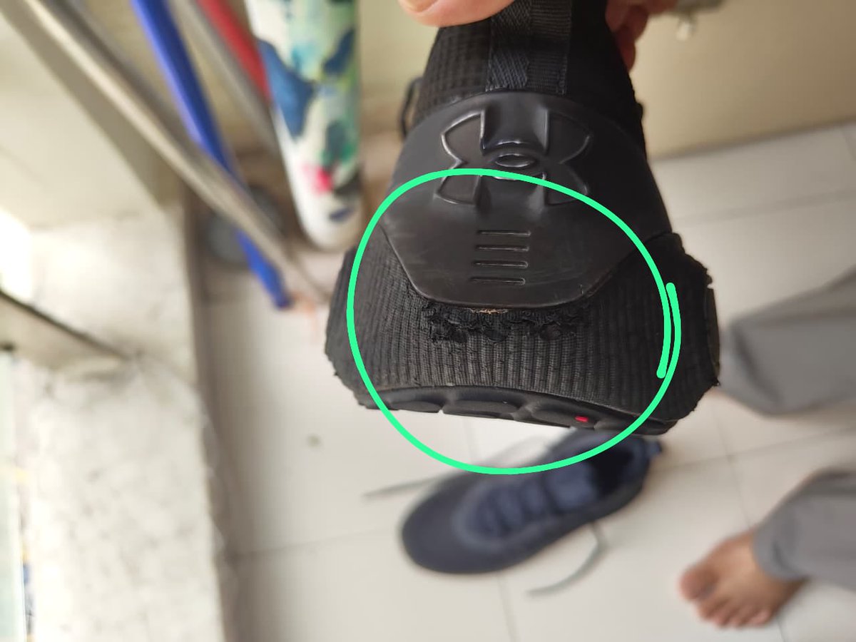 logaraj_vfx's tweet photo. @UnderArmour Bought Phantom 4 shoes from your Chennai store in June 2025 — already coming apart! This is not what I expect from a “premium” brand. Very poor quality. Photos attached. Please respond ASAP. #PoorQuality  #UnderArmourIndia https://t.co/jYljMObsVz