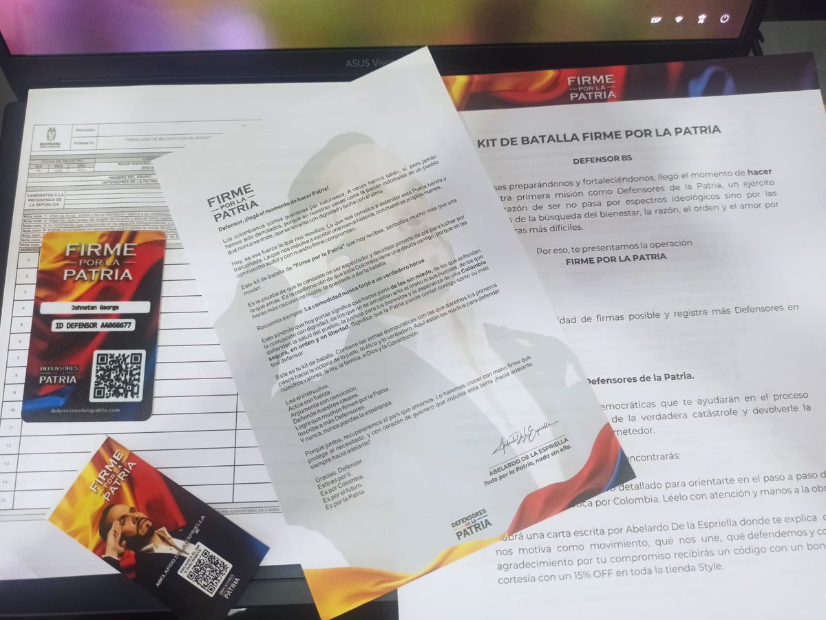 Johnatan George (@tatangeorge) on Twitter photo Buenos dias. Ya nos llegó el Kit y entramos en modo recolección de firmas para <a href="/ABDELAESPRIELLA/">Abelardo De La Espriella</a>
A recuperar a Colombia.
<a href="/VaneDeCol/">Vane!</a> <a href="/PITERALBEIRO/">Piter Albeiro</a> Buenos dias. Ya nos llegó el Kit y entramos en modo recolección de firmas para <a href="/ABDELAESPRIELLA/">Abelardo De La Espriella</a>
A recuperar a Colombia.
<a href="/VaneDeCol/">Vane!</a> <a href="/PITERALBEIRO/">Piter Albeiro</a>