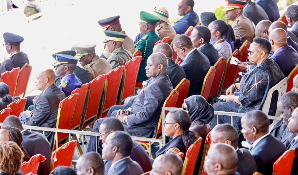 OAmollo's tweet photo. #RIPRailaOdinga : A Much Better Day; Laid In State At Parliament, Accorded Full Military Honours, Capped With A State Funeral &amp; Greater Restraint By Mourners. Agwambo Is Smiling From Up Above! https://t.co/UnuViJFmFy