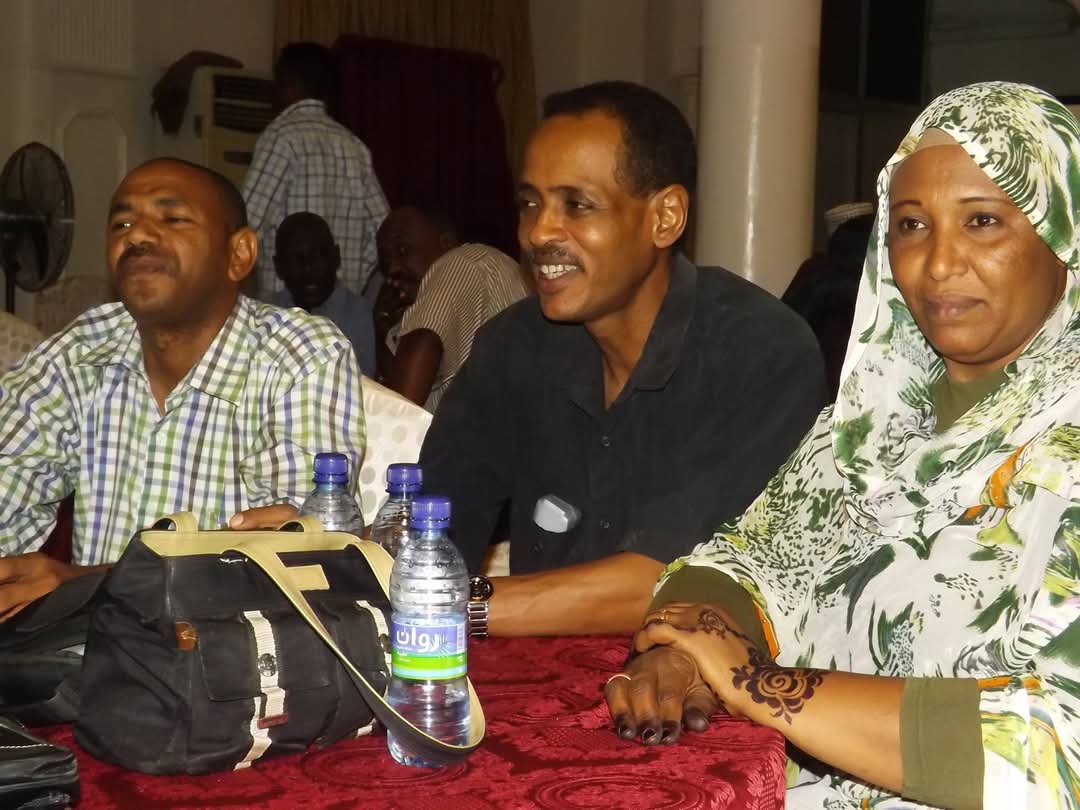 sudanina's tweet photo. النادى العايلي بالخرطوم ،دعوة ن اخينا المرحوم عمر،العشي،مع عدد من الاعلاميين والمجتمع والمستشار الثقافي المصرى.. https://t.co/RhNxFeHRcF