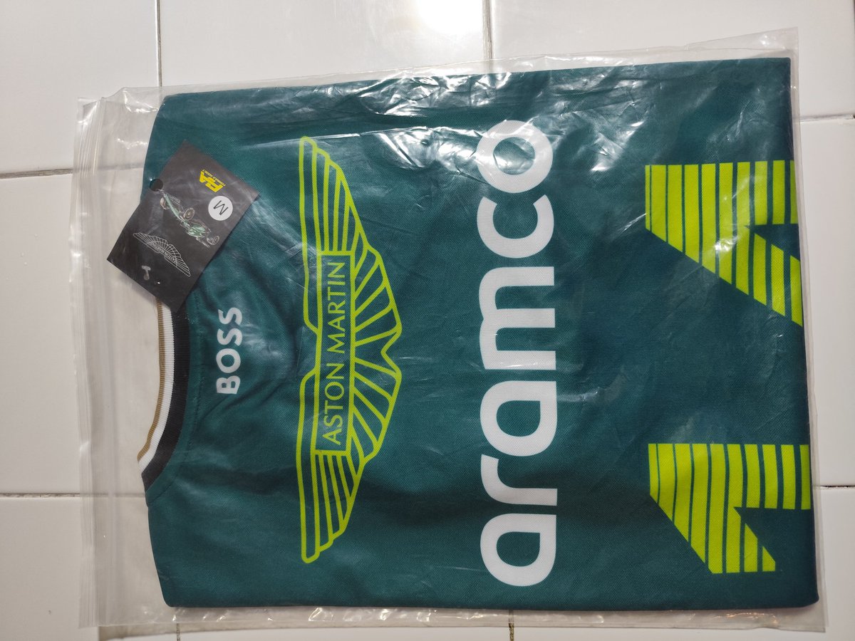 maria_gomu's tweet photo. VENDO 3 camisetas (imitación) por fallo en el pedido. Juntas 50€:

• Aston Martin, 14 Alonso - 20€
Talla M a estrenar 

• Aston Martin, 14 Alonso - 20€
Talla M a estrenar 

• Real Madrid 24/25 - 20€
Talla M a estrenar https://t.co/aVTamzSrhF