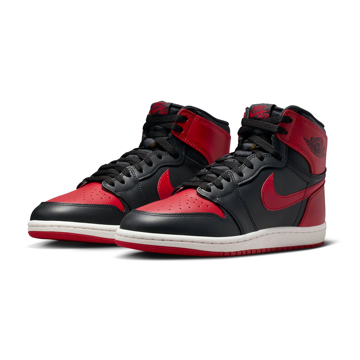 houseofheat's tweet photo. Air Jordan 1 High '85 "Bred" Returns Holiday 2025 😳 https://t.co/QsNR8eqRaU