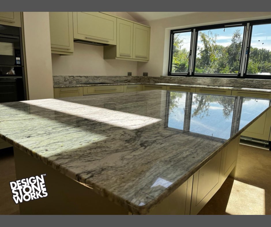 DesignStonework's tweet image. Another stunning worktop install wrapped up ✅ 

Featuring 30mm Rainbow White, a natural granite sourced from the quarries of Brazil and Namibia.🔥

Clean, timeless, and full of character! ✨ 

#graniteworktops #rainbowwhite #kitchengoals #naturalstone #norfolkworktops #norwich