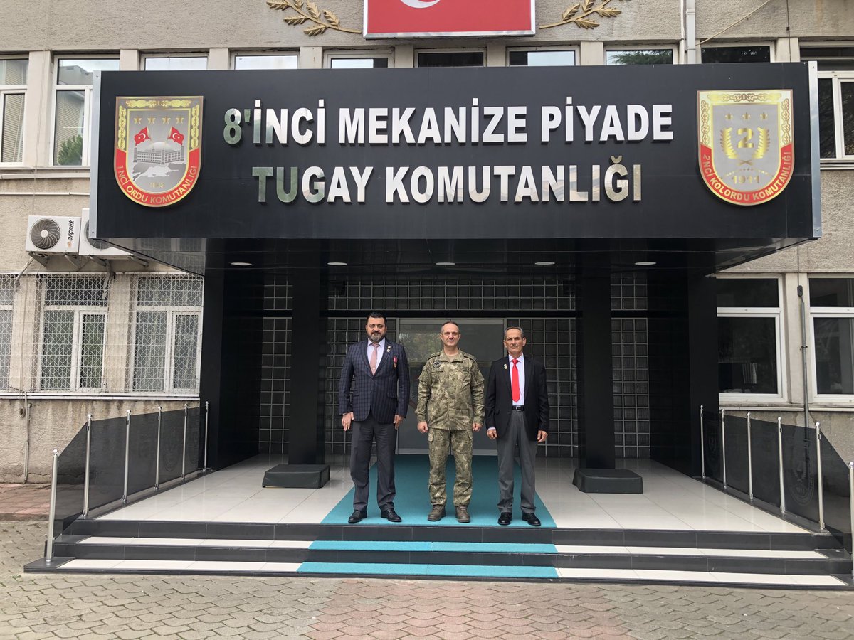 Cumhurbaşkanlığı’nın 2025/317 sayılı kararnamesi kapsamında Tekirdağ 8. Mekanize Piyade Tugay Komutanı olarak atanan Sayın Tuğgeneral Aytuğ YÖRÜYÜŞ Komutanımıza nezaket ziyaretinde bulunduk.
Nazik misafirperverliklerinden dolayı çok teşekkür ederiz…