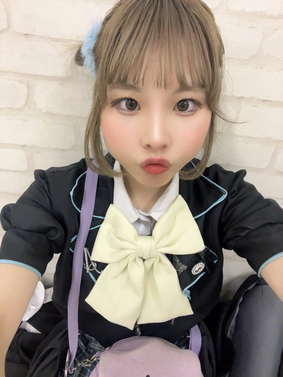 今日もありがとう꒰ᐡ⸝ɞ̴̶̷ ·̮ ɞ̴̶̷⸝ᐡ꒱
3人ボロボロわたわたでしたけどコールもいっぱいありがとう❣️ほまにはまちの声デカない？笑
会いに来てくれて髪型いいねって言ってくれて、1番好きって言ってくれてありがとう❣️みんなとても大切😘
 #skilloflight #スキルスキ