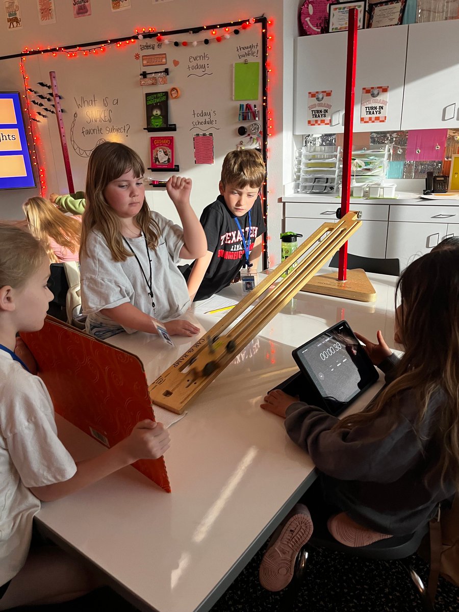 East Elementary tweet media