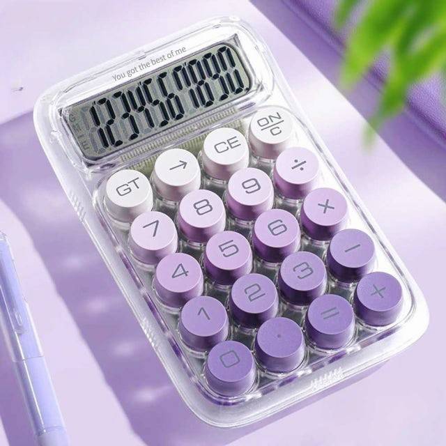 💜𝐁𝐞𝐬𝐭 𝐨𝐟 𝐌𝐞 계산기💜

조그맣게 Best of Me 가사를 품고 있는
귀여운 보라색 기계식 계산기에요.ᐟ

[ 150개 한정 진행 ]

〰️
10.18 𝒑𝒎 6:13
- 10.24
〰️

#RT 추첨 1분께🫶🏻

제한수량 이상 구매 원하시면
DM으로 문의주세요.ᐟ

🔗bit.ly/4qgIpnQ