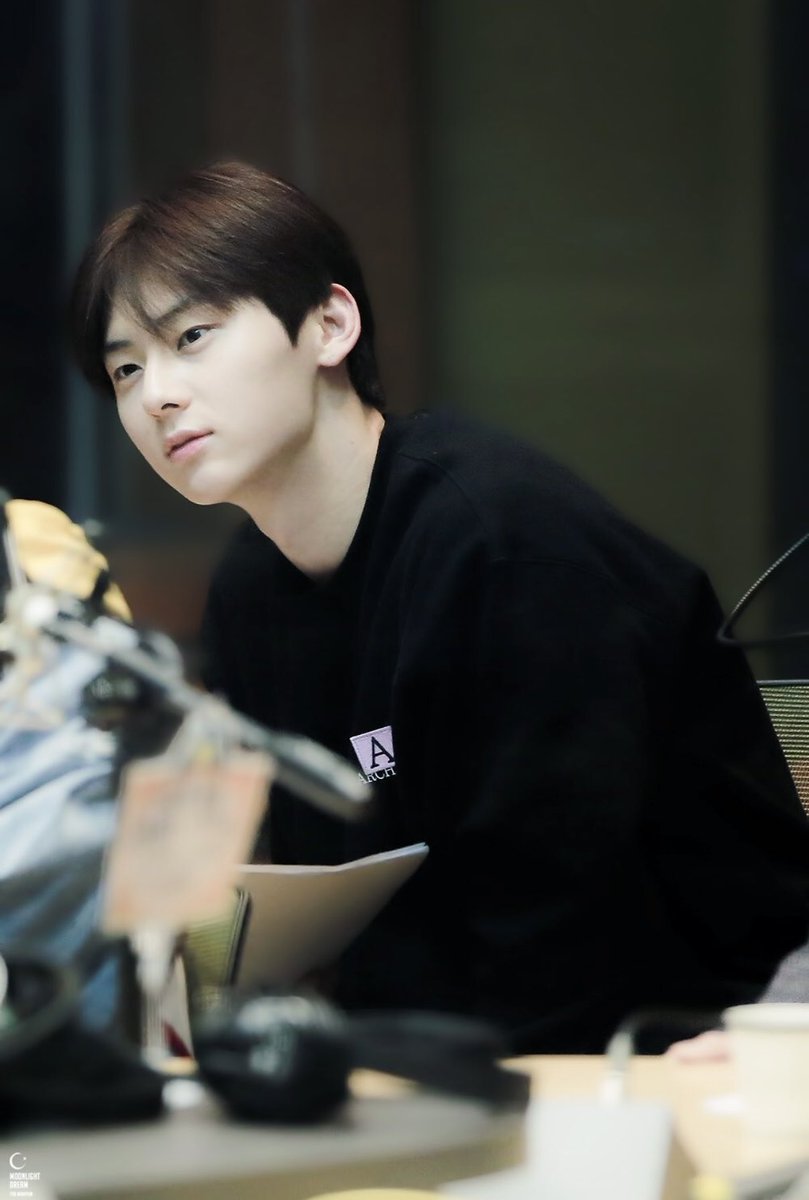 🖤🖤🖤 [#100] D-64 #황민현 #HWANGMINHYUN