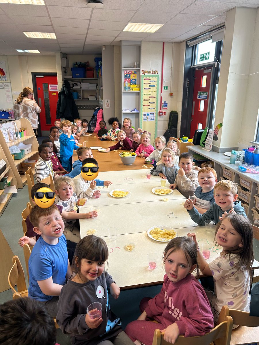 Miss Goldsmith tweet media