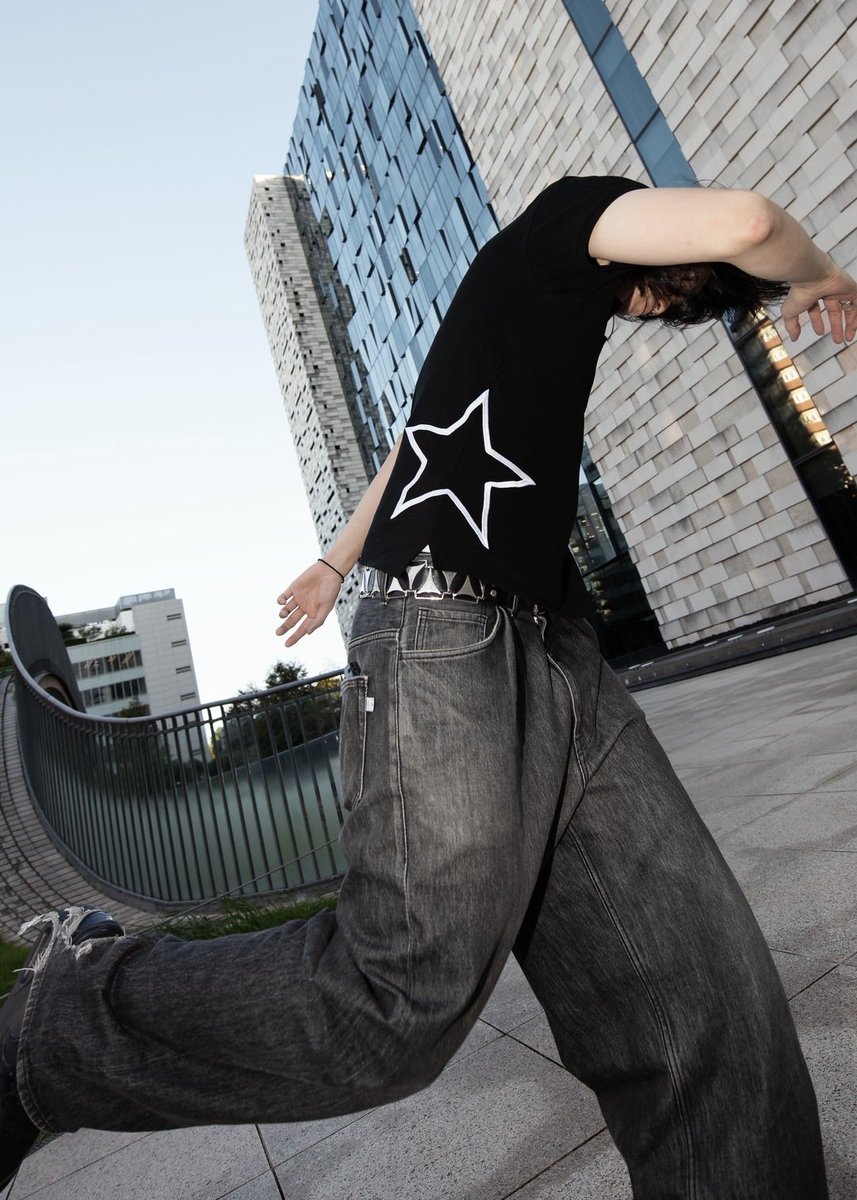 new merch drop 「SK Polo」out now! 

design by TAHITI and levi and steffen