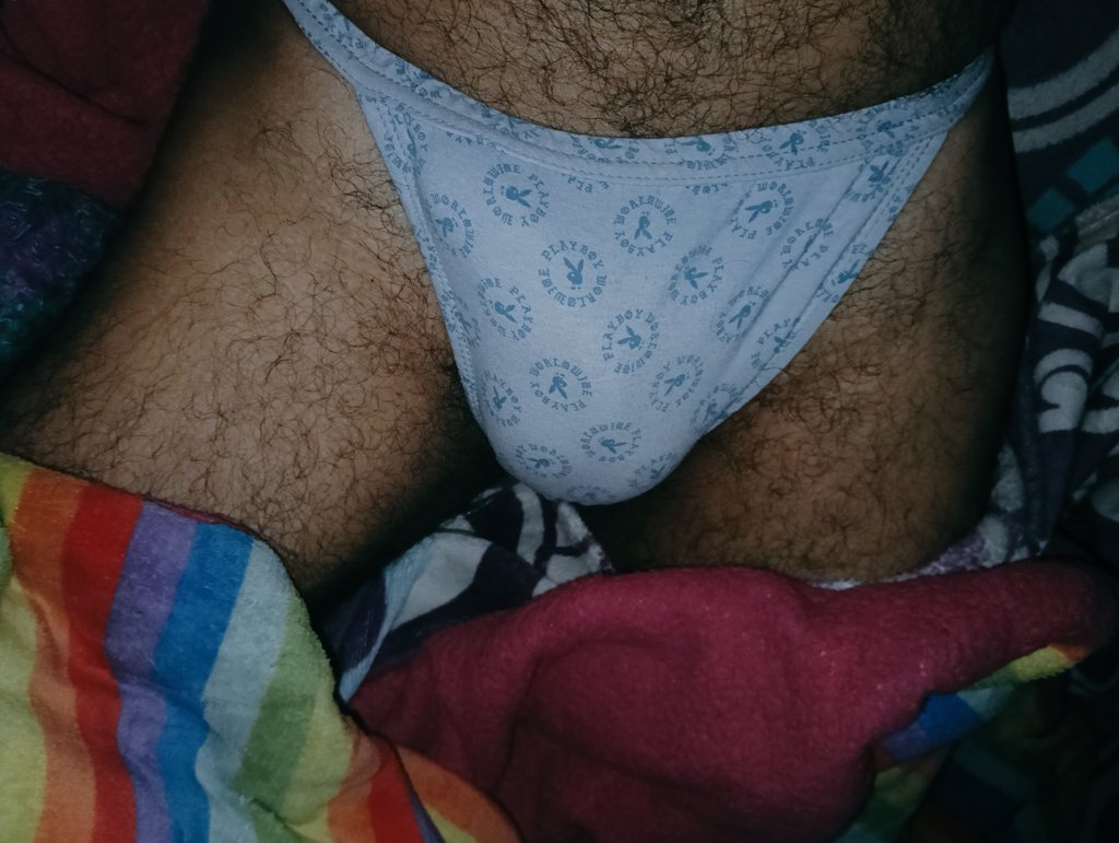 Rt si quieres ver mas fotos en bikinis!!
#bikinis
#calzones 
#briefs