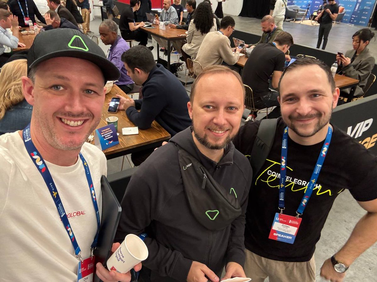 <a href="/Chris_FayPR/">Chris Fay</a> our Associate Director yapping with <a href="/AlexAuroraDev/">Alex Shevchenko 🇺🇦</a> of <a href="/auroraisnear/">Aurora</a> and <a href="/ZVardai/">Zoltan Vardai</a> from <a href="/Cointelegraph/">Cointelegraph</a> 🤩