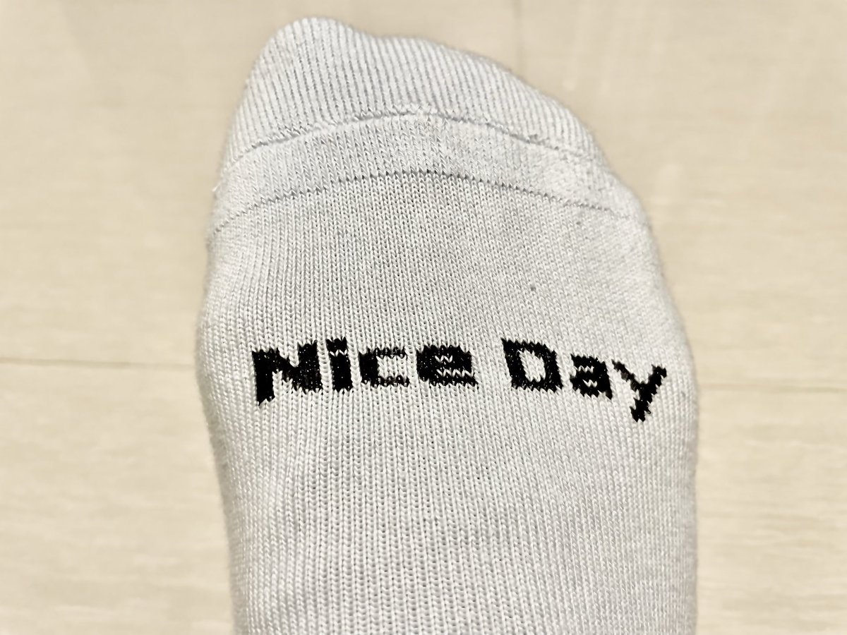 chan_nika116's tweet image. Mステ楽しかったわ〜の夜はこれっ！！
#キリングッドエール 
#今日の靴下
#NICEDAY
#惜しい
#ちなみに左はHAVEA