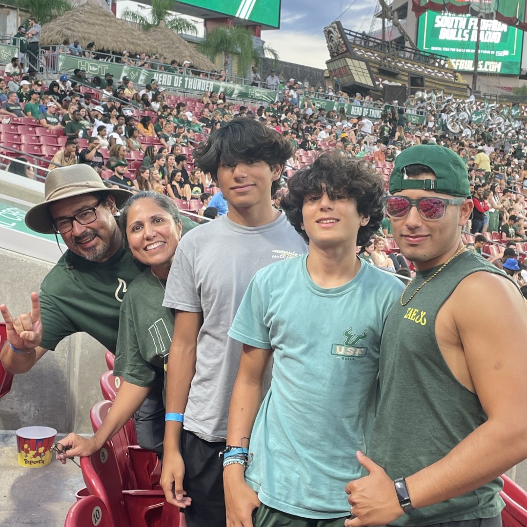 Meet our 2025 Family of the Year — the Vazquez Family!🤘

Claudia and Francisco Vazquez dreamed of providing their sons with the opportunity to attend a top college close to home. When their family fell in love with #USF, they relocated from New Jersey to Tampa and the rest is