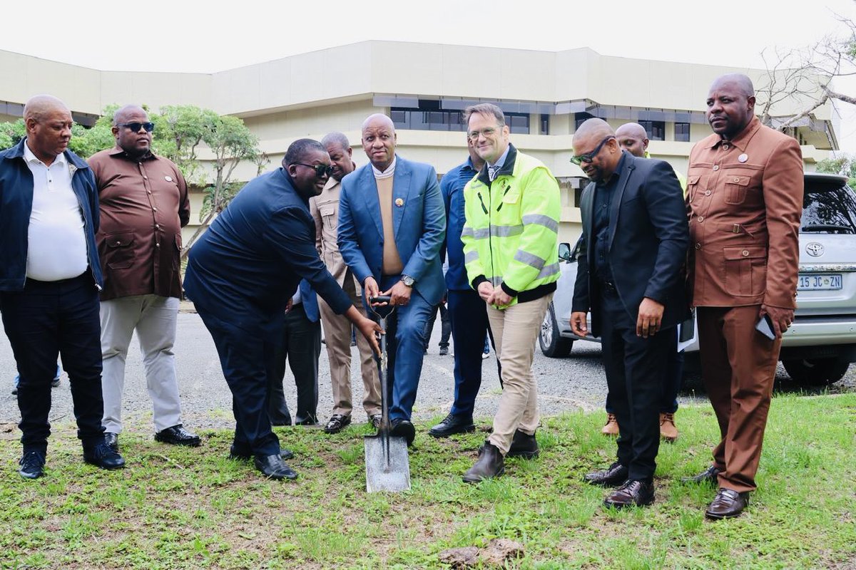 KZNPublicWorks's tweet photo. MEC Martin Meyer, joined the Premier of KwaZulu-Natal, Hon. Thamsanqa Ntuli, and the MEC for Cooperative Governance and Traditional Affairs, Rev. Thulasizwe Buthelezi, in officially handing over the Old Legislature to a contractor for renovations.

#KZNPublicWorks
#GPUAtWork https://t.co/b2e6uHd2gv