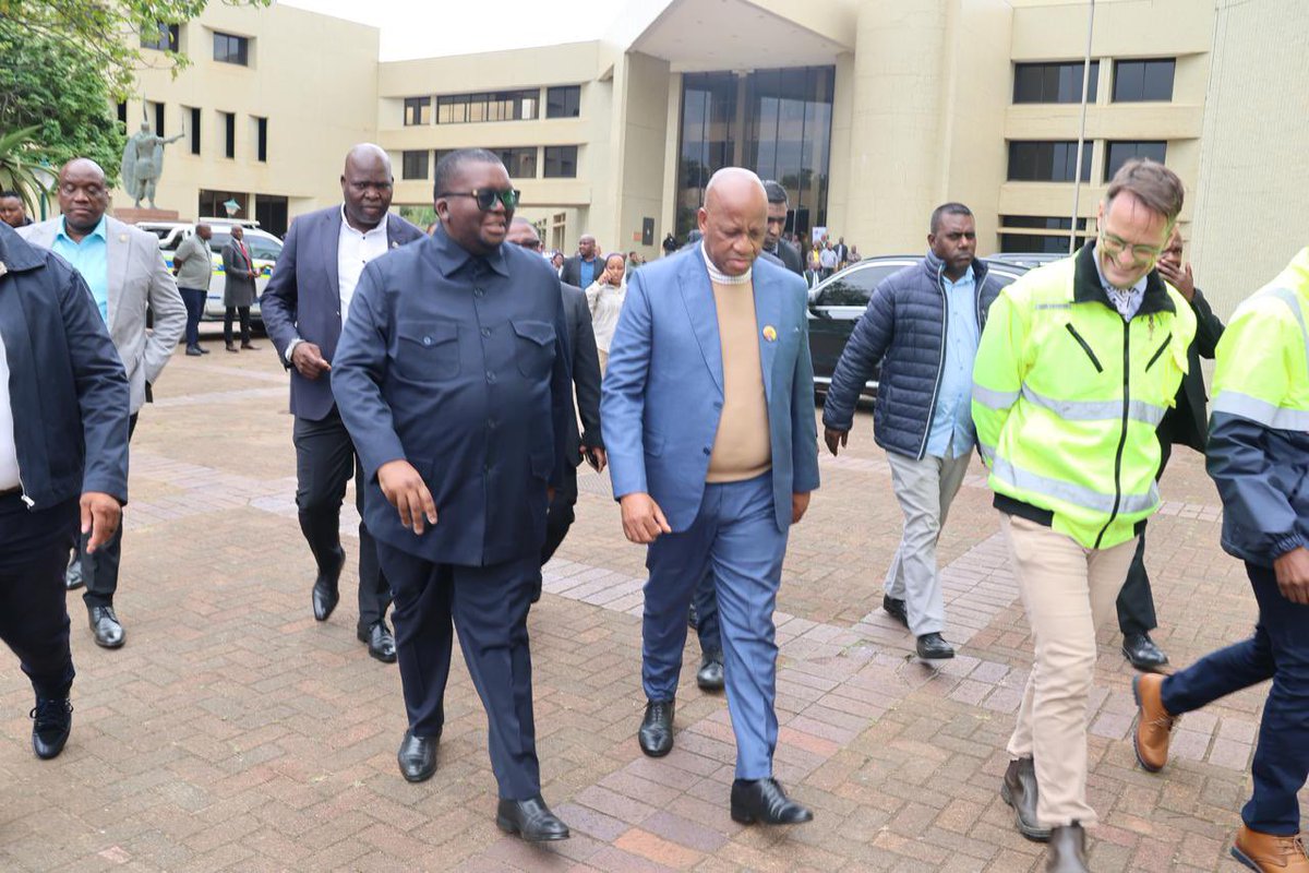 KZNPublicWorks's tweet photo. MEC Martin Meyer, joined the Premier of KwaZulu-Natal, Hon. Thamsanqa Ntuli, and the MEC for Cooperative Governance and Traditional Affairs, Rev. Thulasizwe Buthelezi, in officially handing over the Old Legislature to a contractor for renovations.

#KZNPublicWorks
#GPUAtWork https://t.co/b2e6uHd2gv