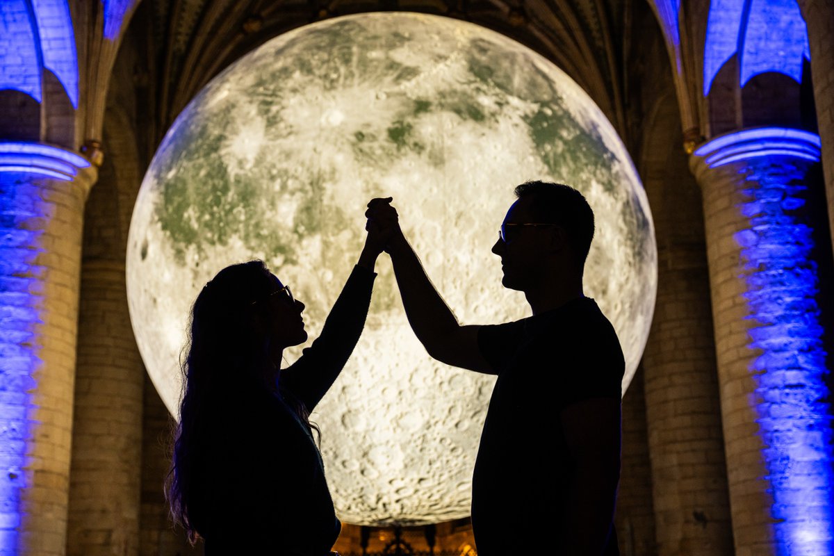 What a fabulous opening night for the Museum of the Moon at Tewkesbury Abbey. It was wonderful to see so many enjoying and interacting with this exhibit. We look forward to welcoming many more across the next few weeks. To book visit: tewkesburyabbey.org.uk/themoon/