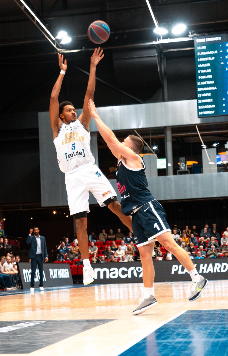 🏀| GAMEDAY!
🆚 Okapi Aalst
🕗 19:30 uur
📍 Martiniplaza
🏆 BNXT League
🎟️ donar.nl/tickets
📺 bnxt.tv
📊 livestats.dcd.shared.geniussports.com/webcast/BNXT/2…
🗞️donar.nl/nieuws/komende…