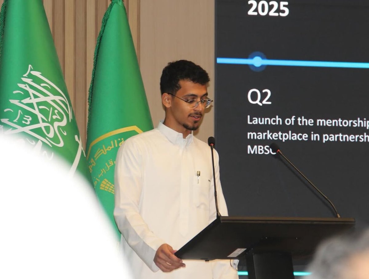 Nawaf tweet media