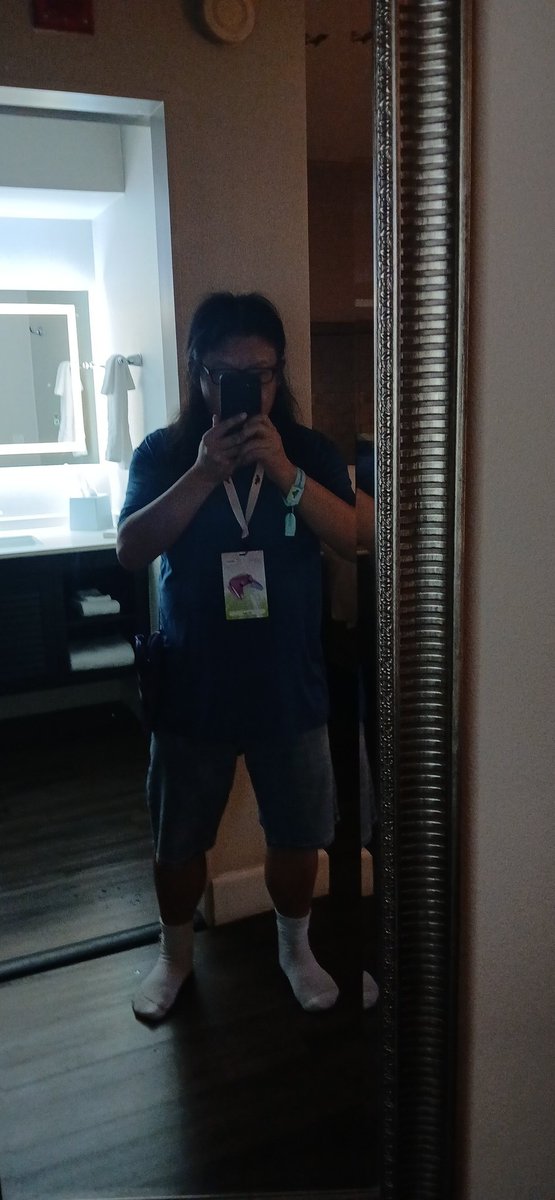 All right twitch con day 1 active if you see me around here is a idea of what your looking for  see you at #twitchcon2025