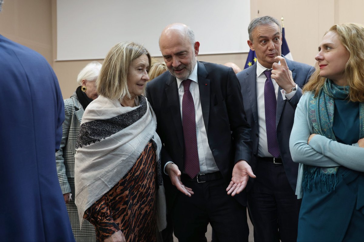HConwayMouret's tweet photo. 🌍🇫🇷 Clap de fin de la 43e session de l’Assemblée des Français de l’étranger.

Assises de la protection sociale, prix du développement durable, auditions réalisées et résolutions adoptées… retrouvez le compte-rendu de ces travaux ici 👉🏼 https://t.co/4sEylRvVTa https://t.co/Pb37ZAXGNV