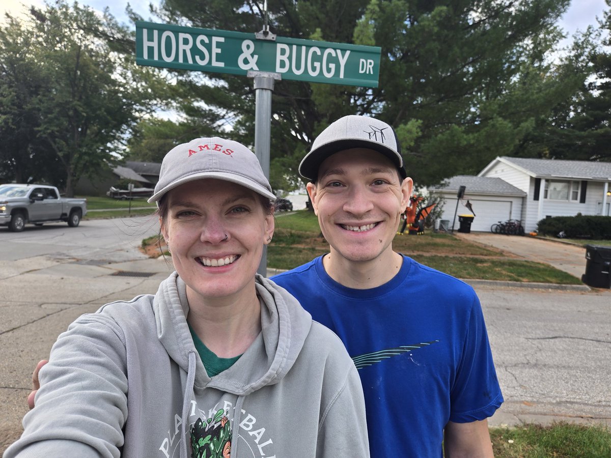 jsteyz's tweet photo. Now that we're moved and I'm not doxxing myself, I can share that for the past four and a half years we have lived on Horse & Buggy Drive #justiowathings https://t.co/z0socKShkk