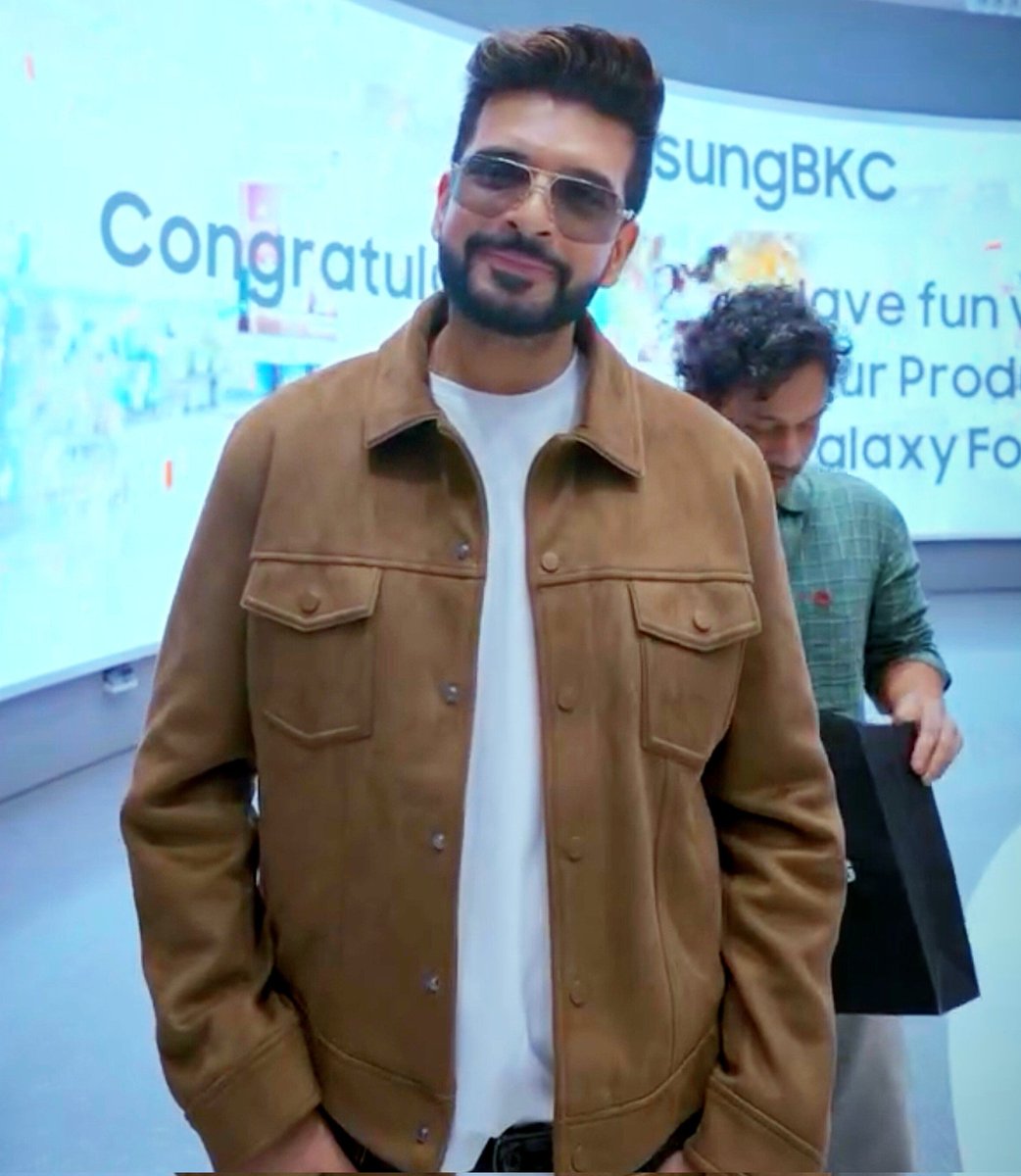 nehhaaa__'s tweet photo. @kkundrra never misses when it comes to style 😮‍💨🔥❤️

#KaranKundrra https://t.co/dVbktONz79