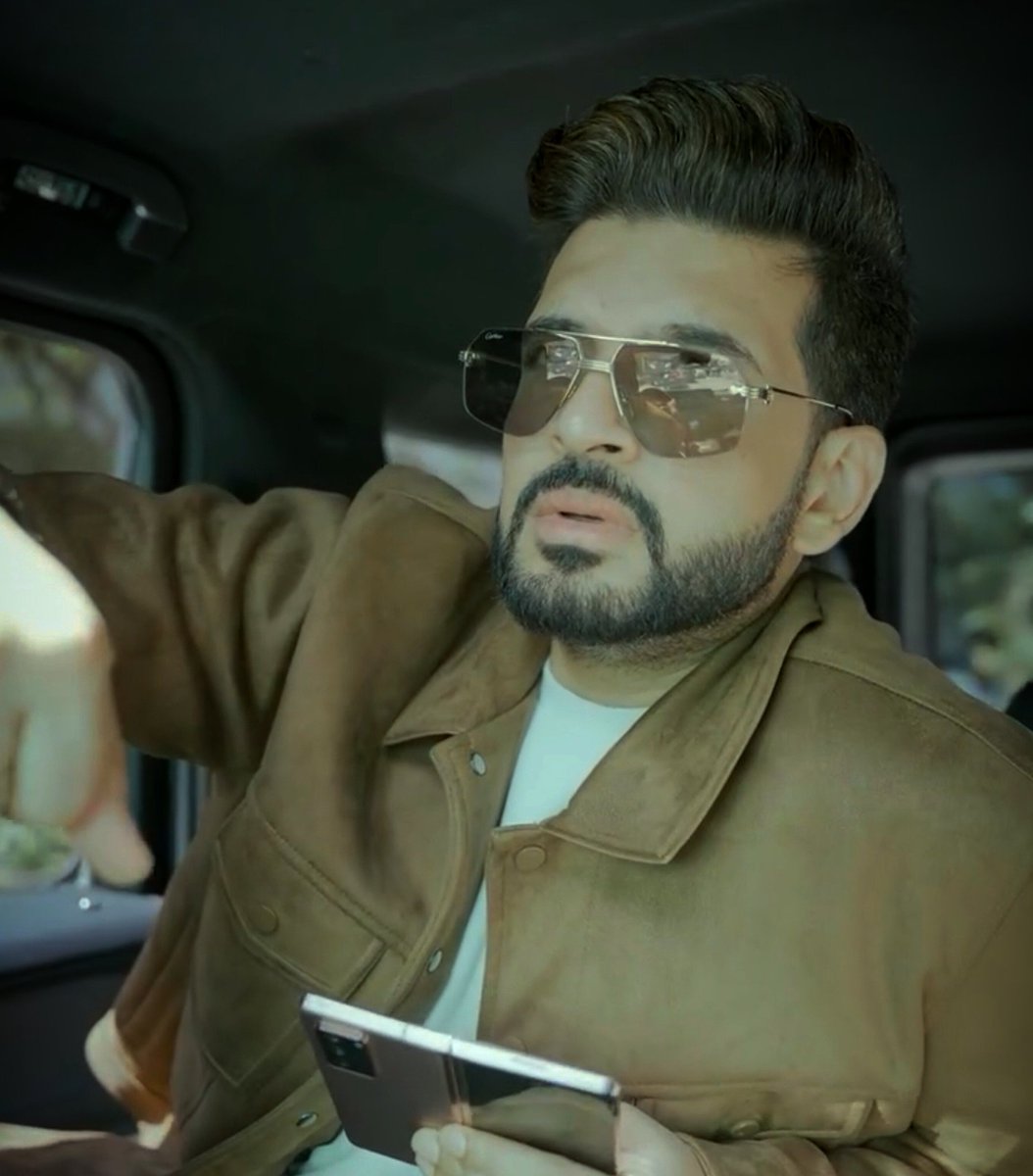 nehhaaa__'s tweet photo. @kkundrra never misses when it comes to style 😮‍💨🔥❤️

#KaranKundrra https://t.co/dVbktONz79