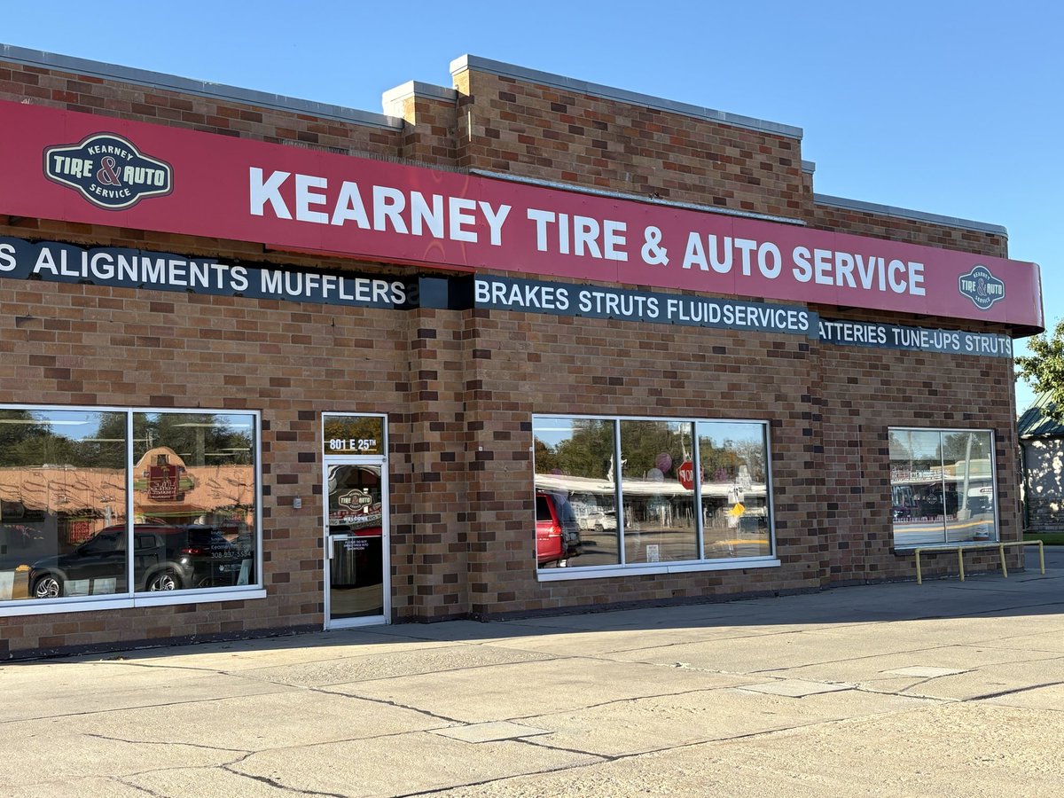 SO to our longest running sponsor 💪🏆 <a href="/KearneyTire/">Kearney Tire & Auto</a> has been with us all 12 years! If you are looking for great deals on 🛞 this is the place to go!! #epicfootballcamps