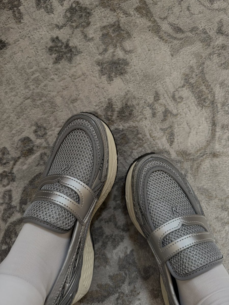 Mons 🌙 tweet media