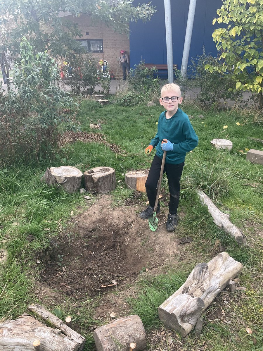 Mr Allen tweet media