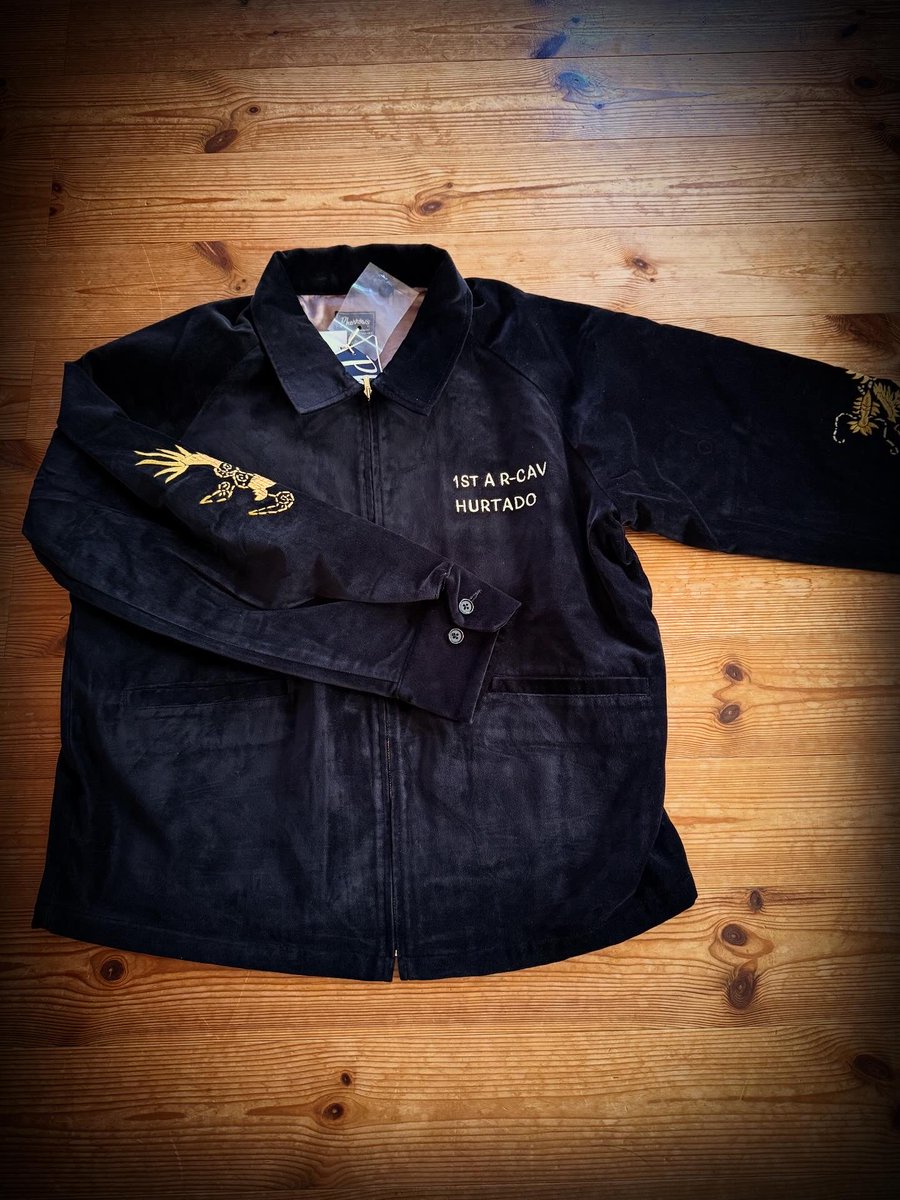 taguchimaru's tweet image. PHERROW'S フェローズ 別珍|スーベニアジャケット|ベトジャン『Deth From Above SOUVENIR JACKET』

初めてのベトジャン。
大好きなフェローズで久々に購入。
値段も高くなくてGOODです。

#pherrows