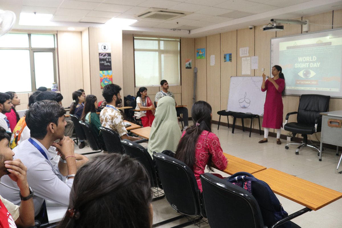 islrtc's tweet image. ISLRTC observed #WorldSightDay under the guidance of Dir. Sh. Kumar Raju, raising awareness on eye health & inclusion for persons with visual impairments.
Together, we pledged for better vision & a more inclusive society! 💙👁️🗨️
#EyeHealth #Inclusion #Accessibility