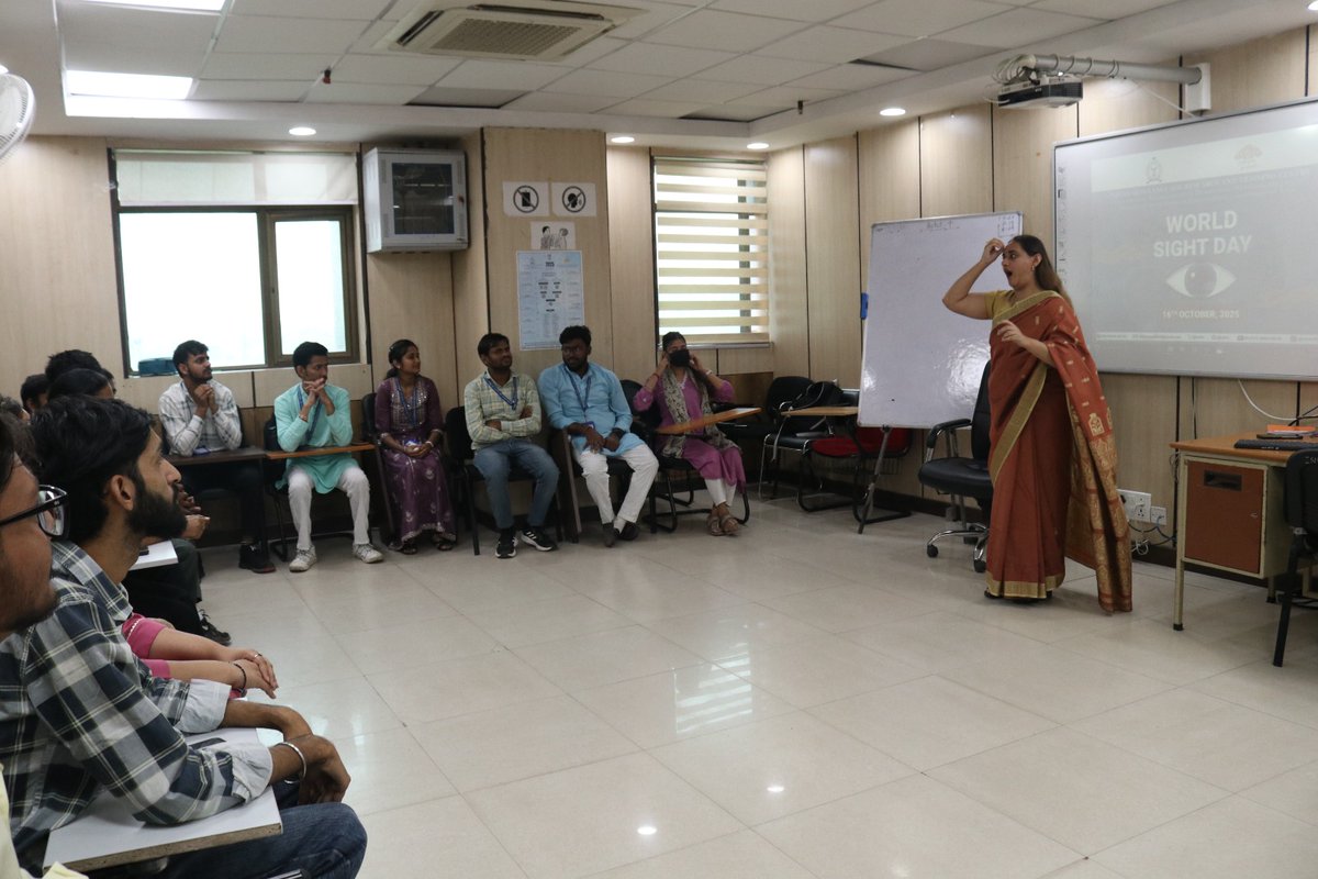 islrtc's tweet image. ISLRTC observed #WorldSightDay under the guidance of Dir. Sh. Kumar Raju, raising awareness on eye health & inclusion for persons with visual impairments.
Together, we pledged for better vision & a more inclusive society! 💙👁️🗨️
#EyeHealth #Inclusion #Accessibility