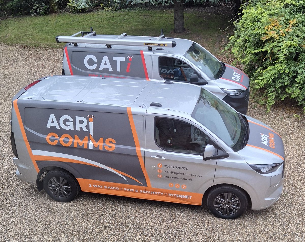 Connection day today <a href="/AgriComms/">AgriComms</a> <a href="/Starlink/">Starlink</a> 
Going to have some super speedy tinterweb later on.