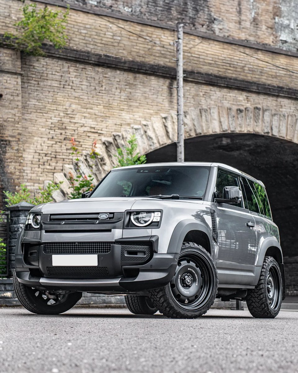 ChelseaTruckCo's tweet image. Land Rover Defender (2020–Present) British Heritage RS-Forged Alloy Wheels
£3,000.00 INC. VAT

Colour: Satin Black
Wheel Size: Front: 9.5 x 22" Rear: 9.5 x 22"

See more: chelseatruckcompany.com/collections/li…

#LandRoverDefender #ChelseaTruckCompany #BritishHeritage #RSForged #DefenderWheels