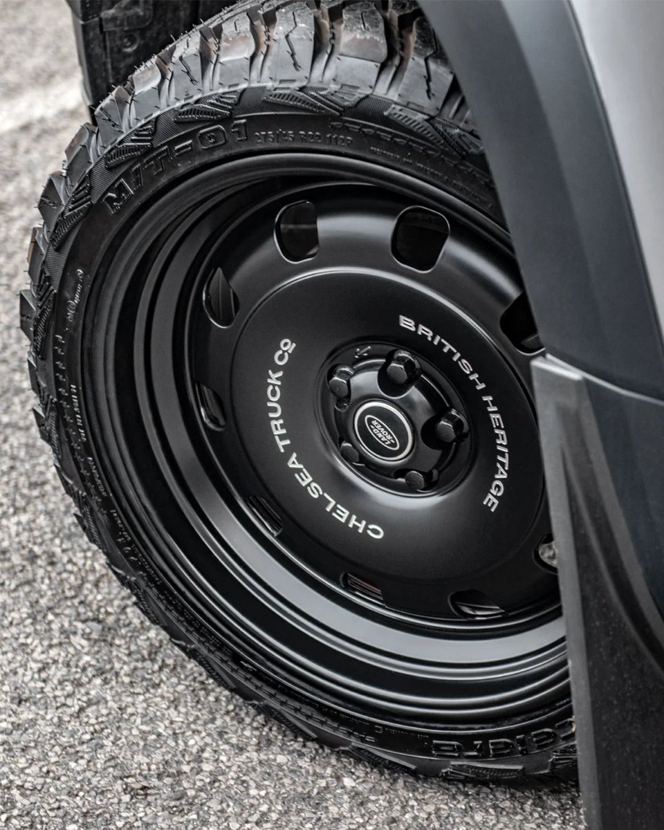 ChelseaTruckCo's tweet image. Land Rover Defender (2020–Present) British Heritage RS-Forged Alloy Wheels
£3,000.00 INC. VAT

Colour: Satin Black
Wheel Size: Front: 9.5 x 22" Rear: 9.5 x 22"

See more: chelseatruckcompany.com/collections/li…

#LandRoverDefender #ChelseaTruckCompany #BritishHeritage #RSForged #DefenderWheels