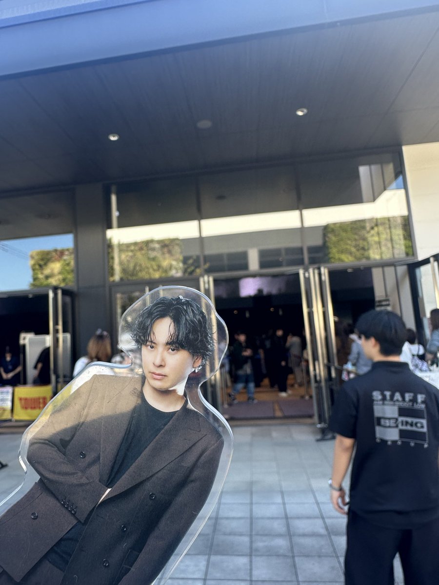 kkkknjr_0524's tweet photo. 健二郎TSUDOI京都と大阪と2公演行ってきた🤭✨️
トーク面白かったしめっちゃ楽しかった😆💕
そして10年ぶりくらいにハイタッチも出来たし
めっちゃ嬉しかった😍
ゼロ距離健二郎かっこよかった💖
#TSUDOI https://t.co/OvYn2VicvR
