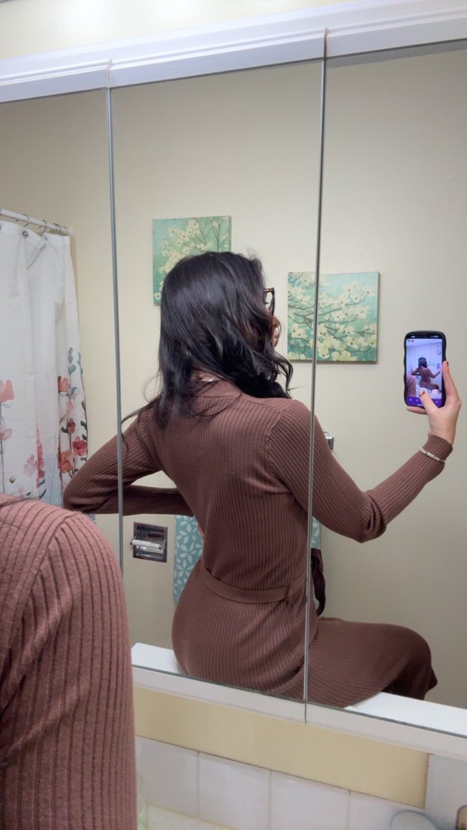 Krissy After Dark tweet media