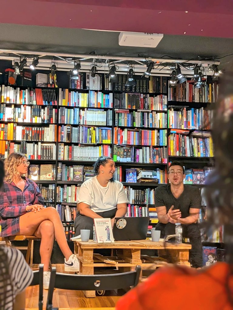 📍PALMA

Ayer nuestras compañeras Rebeca, Sadira y Miquel presentaron la propuesta de despenalización del trabajo sexual de OTRAS, junto a <a href="/NindeMar/">Paloma Martín</a> y <a href="/8mCoordinadora/">Coordinadora Transfeminista 8M Mallorca</a> en la librería <a href="/Drac_Magic/">Drac Màgic</a>.

Gracias por acompañarnos y por construir juntas un futuro proderechos. 💜