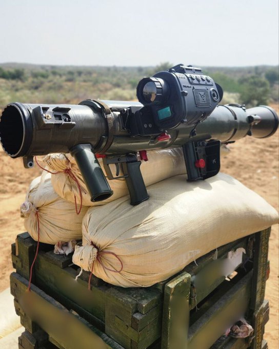 alpha_defense's tweet image. Tonbo Imaging in collaboration with the Indian Army’s 7 Raj Rif unit, has successfully conducted firing trials of the Fury Fire Control Sight for the 84mm Rocket Launcher.