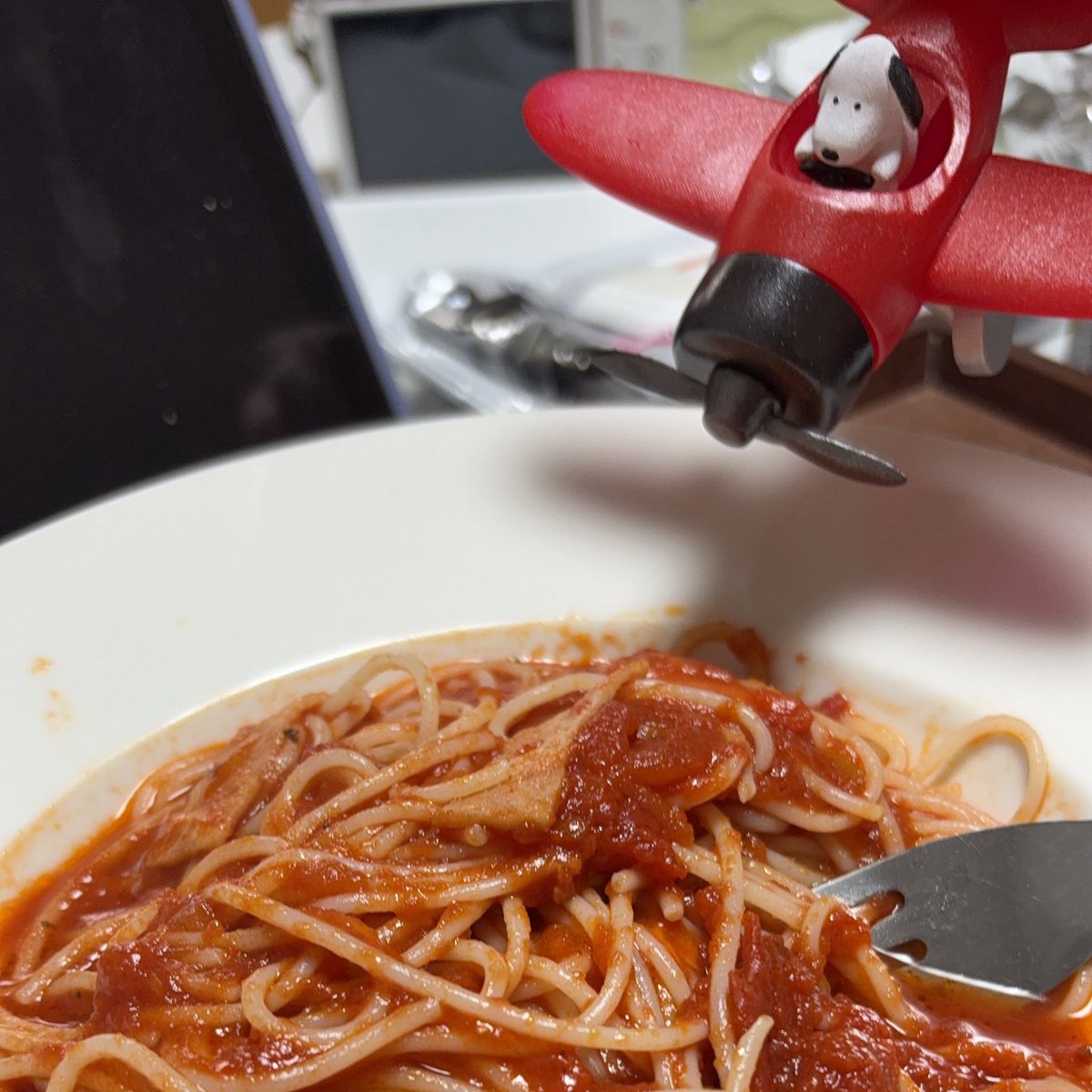 パスタに特攻するヤメピ