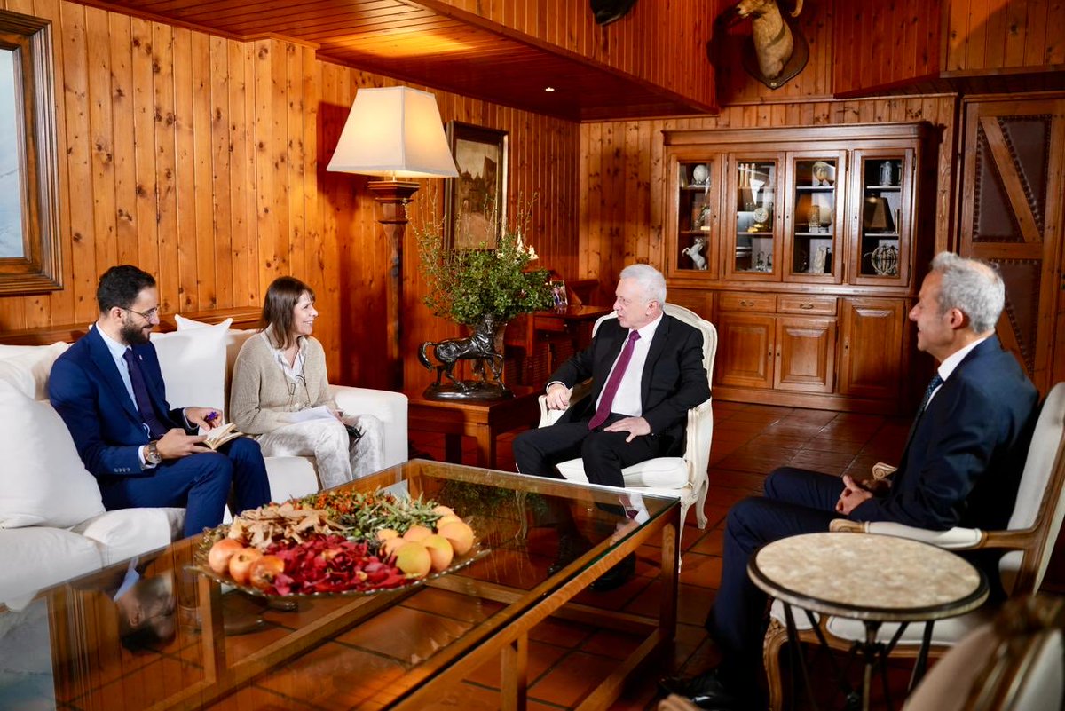 رئيسة بعثة اللجنة الدولية للصليب الأحمر في لبنان أنييس دور في بنشعي اليوم.

elmarada.org/?p=1124123