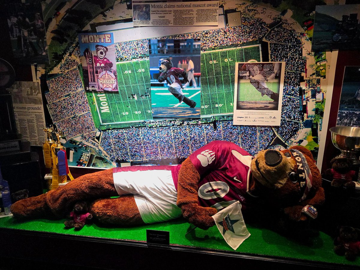 his dream was to go d1...
You can doubt and say it will not happen but that just drives and fuels me to become greater. 
You cant break a unstoppable will and I will play at the highest level no matter how long it takes.
#STP
<a href="/IdahoRecruitHub/">Idaho Recruit Hub</a> <a href="/FCRecruits/">First Choice Recruiting</a> <a href="/PrepRedzoneWA/">Prep Redzone Washington</a>