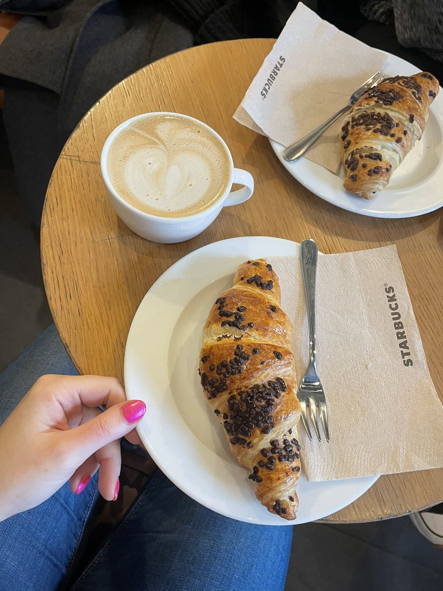 madeforbbconlyy's tweet photo. Breakfast with my bestie is on you simps 💕💕£50 hih send like a good boy ♠️💅🏻 https://t.co/D3wpJojhiP