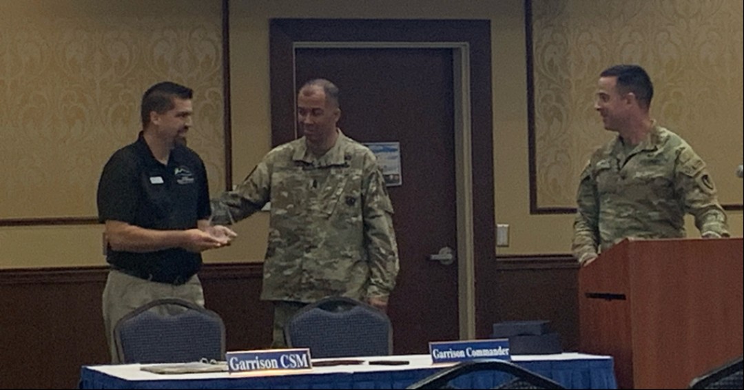 Trees4Troops's tweet image. 🎉 Throwback to our 2024 Christmas Spirit Award recipient, James Day! His support helped mark our 300,000th tree milestone at Fort Liberty. His dedication to military families still inspires us today. 👏🌲

#TreesForTroops #ChristmasSpiritAward #SupportOurTroops