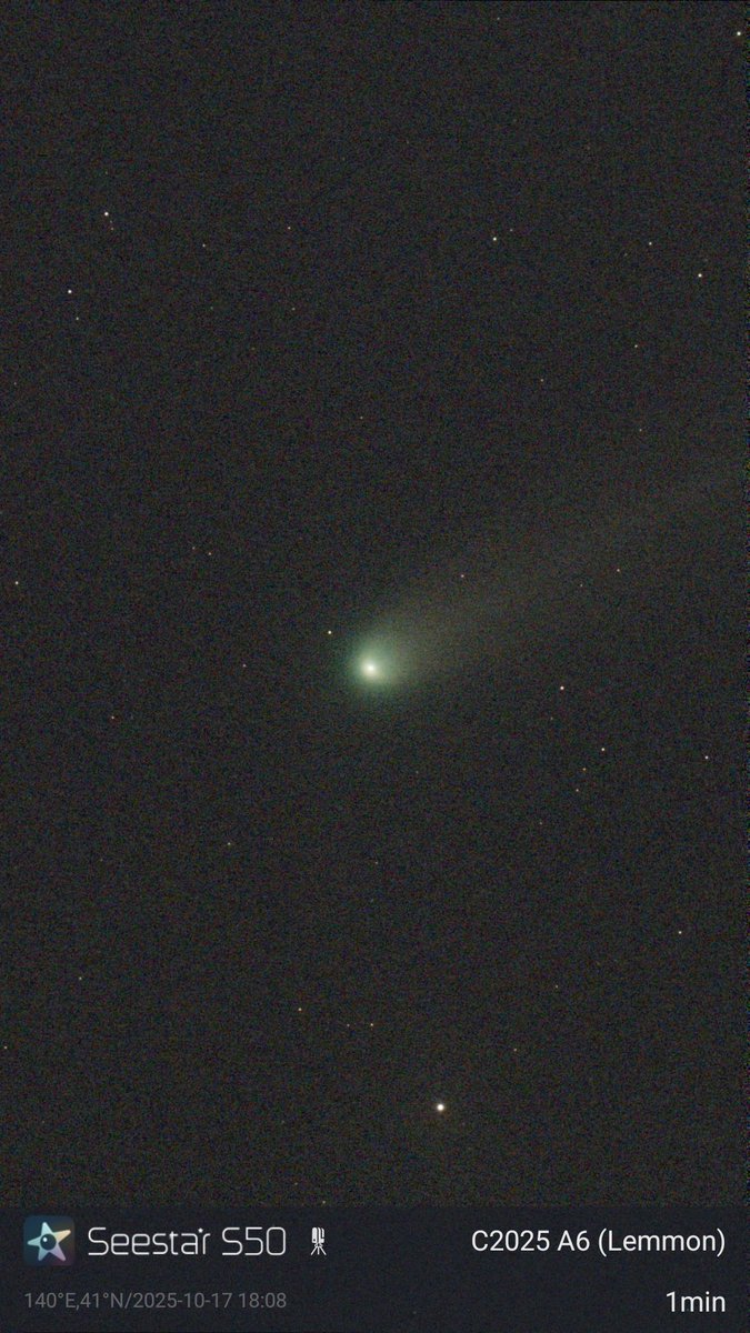 takku2's tweet image. １８時過ぎのレモン彗星とスワン彗星
#レモン彗星 #スワン彗星 #c2025a6lemmon #c2025r2swan #comet #otobe #乙部町 #北海道 #seestar #はこだて天文宇宙クラブ