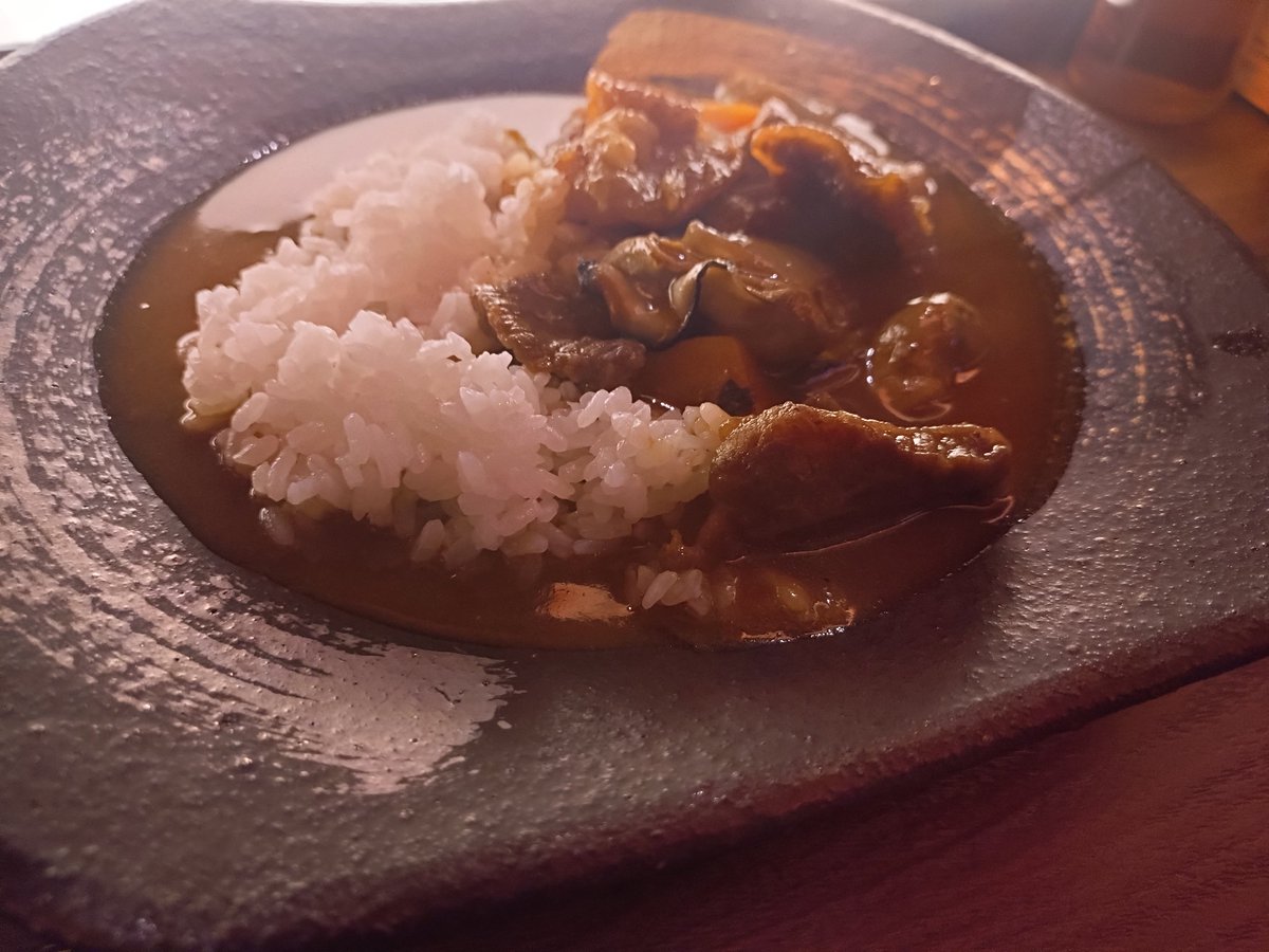 10/17〜19店主あき。生誕強化Weekです🦪🎤
限定牛スジ牡蠣カレー用意してお待ちしております🍛