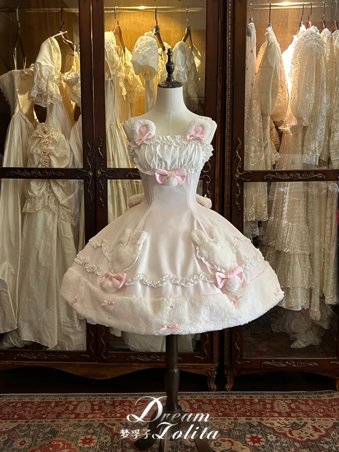 ヴィンテージ☆ホワイトラビット☆BESWICK☆アリスシリーズ☆フィギュリン ヴィンテージ☆ホワイトラビット☆BESWICK☆アリスシリーズ