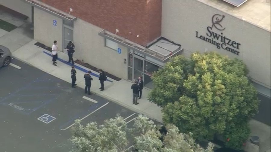 TracTerrorism's tweet photo. Knife-Armed Teenager Wounds Three Staff Members at the #Switzer Learning Center After Planting Two #PipeBombs Nearby, #Torrance, #California, US
https://t.co/tqZhsTyDC4 https://t.co/wlO745ELwY